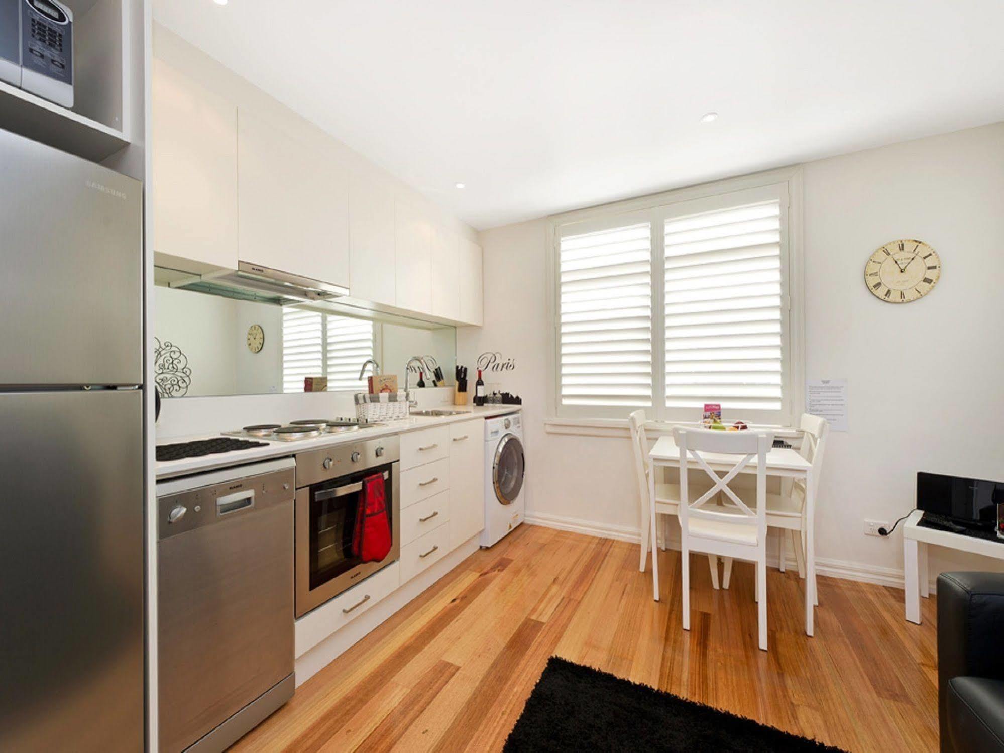 Position Perfect Carlton Apartment Melbourne Exterior photo